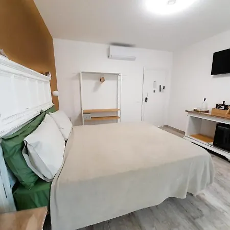 Biobenessere Eco-b&b -adults Only- Moto&bike Parking Bed and Breakfast 4*